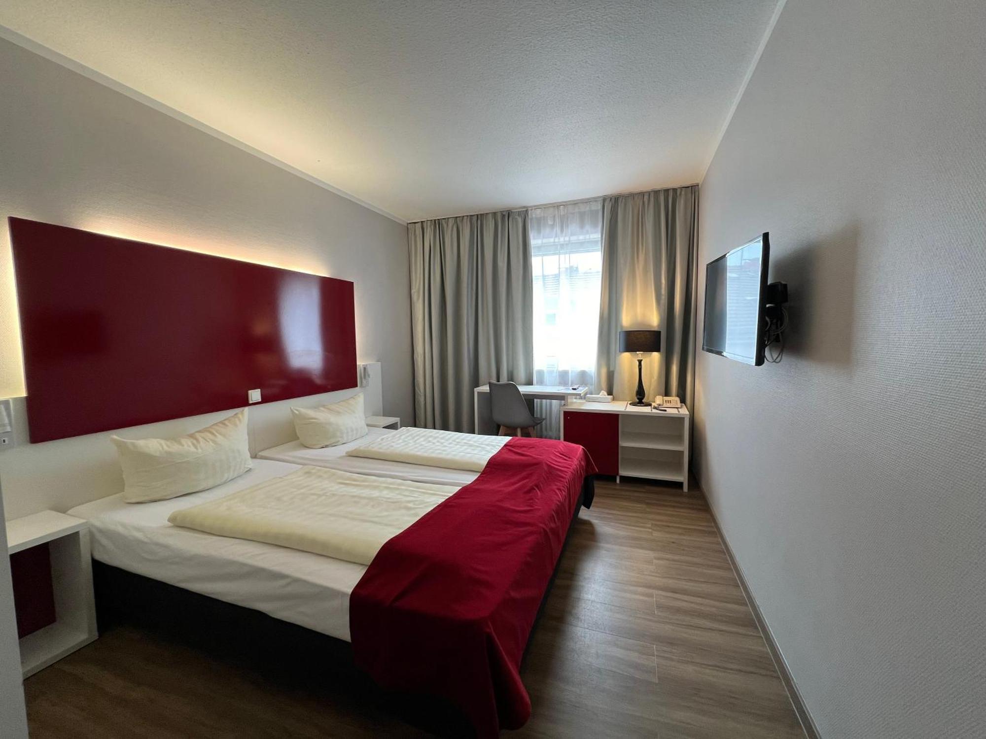Admiral Hotel Frankfurt am Main Exterior photo